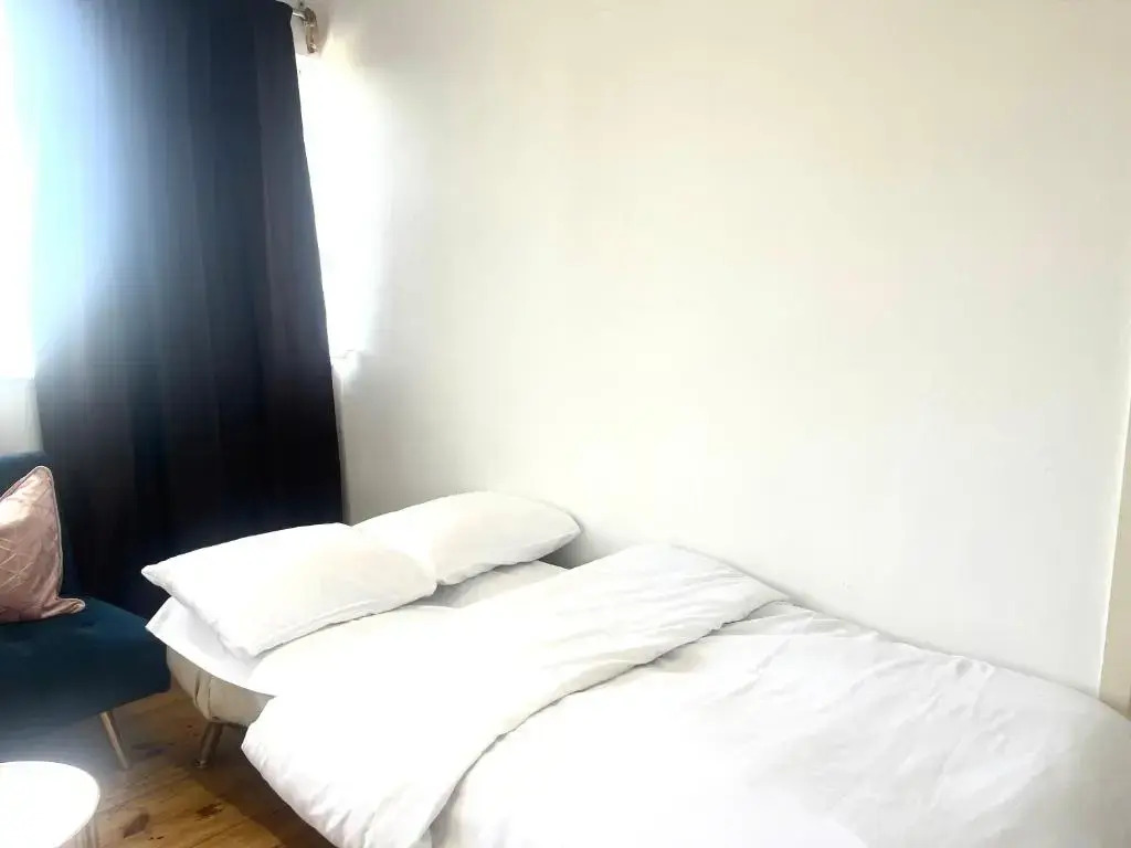 Hyde park Paddington studio
