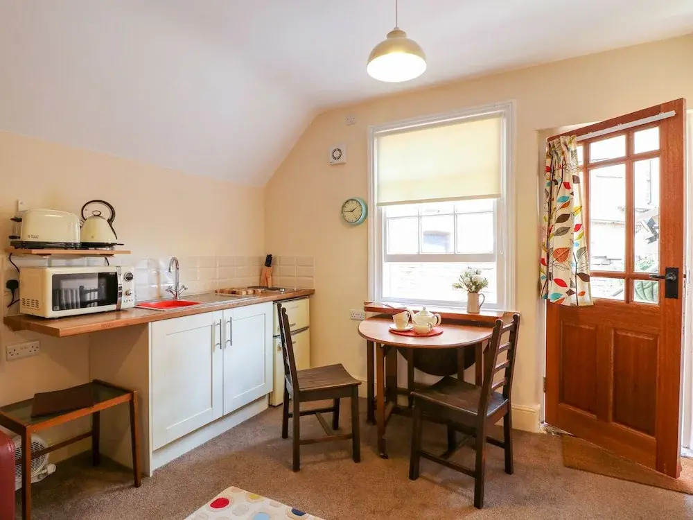 Mews Apartment