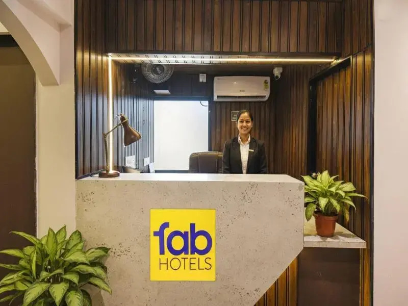 FabHotel Olive Suite - Near Airforce get