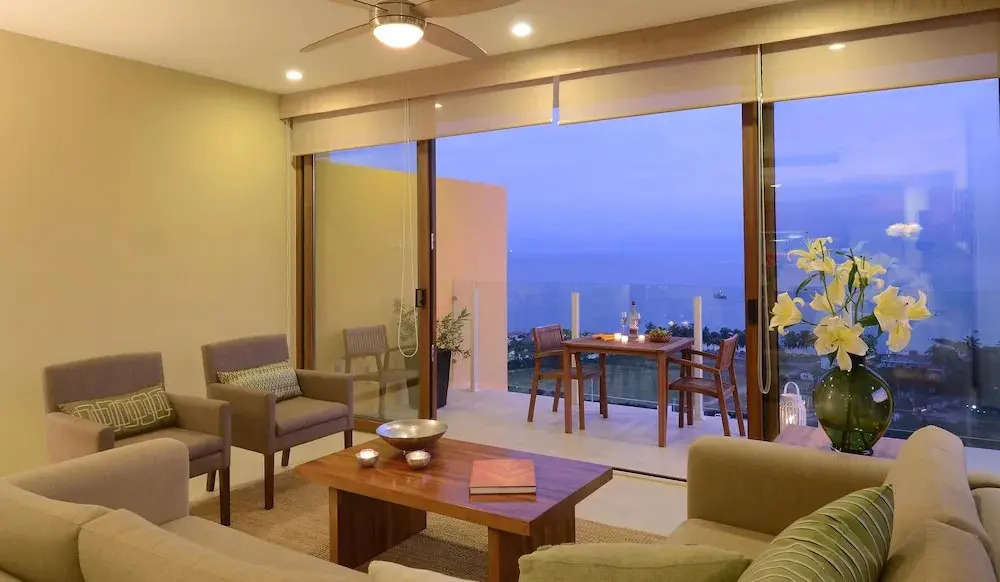 Amura 604-B Alamar - 2 Br Apts