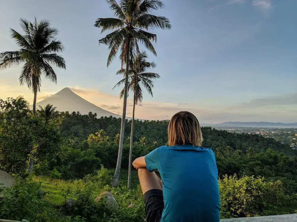 Dream-Big Eco Hostel