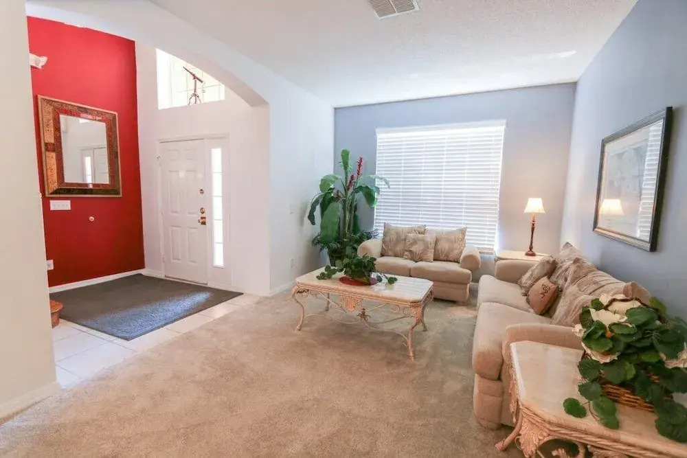 Exclusive 7 Bedroom Pool In Resort Community Condo