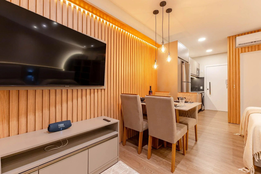 Luxuoso Loft em Condomínio com Piscina a 150m do Mar