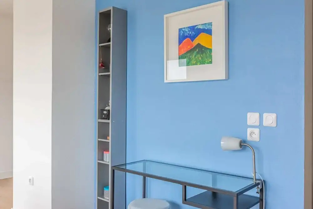 Spacious Apartment for 4 People in Bordeaux!
