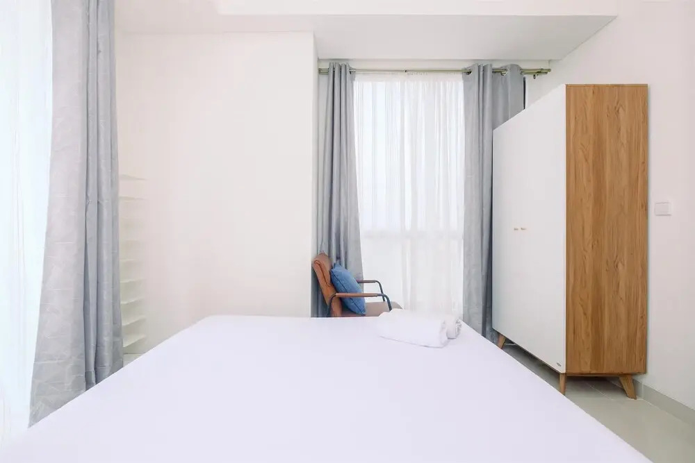 Comfy and Modern Look 2BR at Vasaka Solterra Apartment By Travelio
