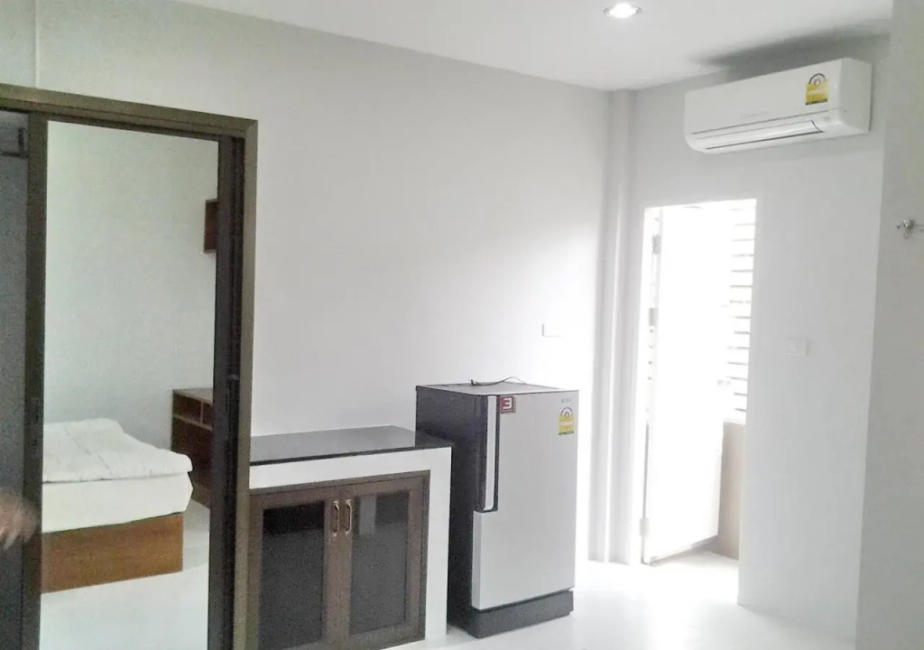 Aree Apartment
