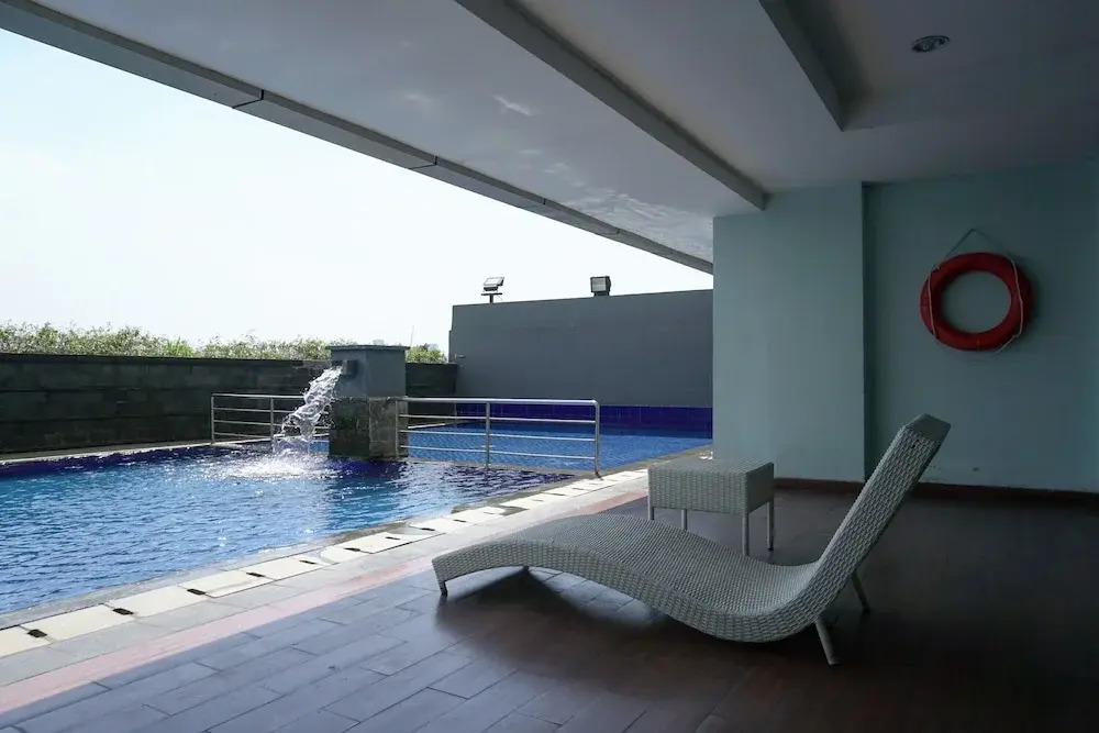 Cozy Living Studio Apartment At Belmont Residence Near Puri