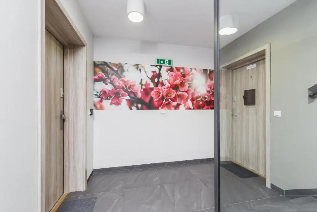 Flower Residence
