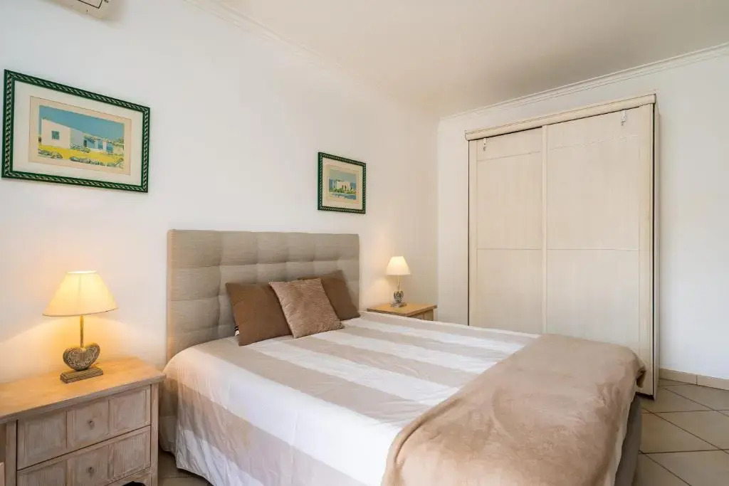 Pedra dos Bicos - Apartamento para 4 com acesso privilegiado à praia
