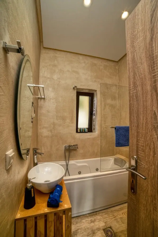 Olive Luxury Suites