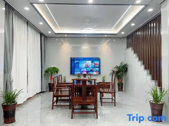 Sanqingshan Yinhu Xiaozhu Homestay