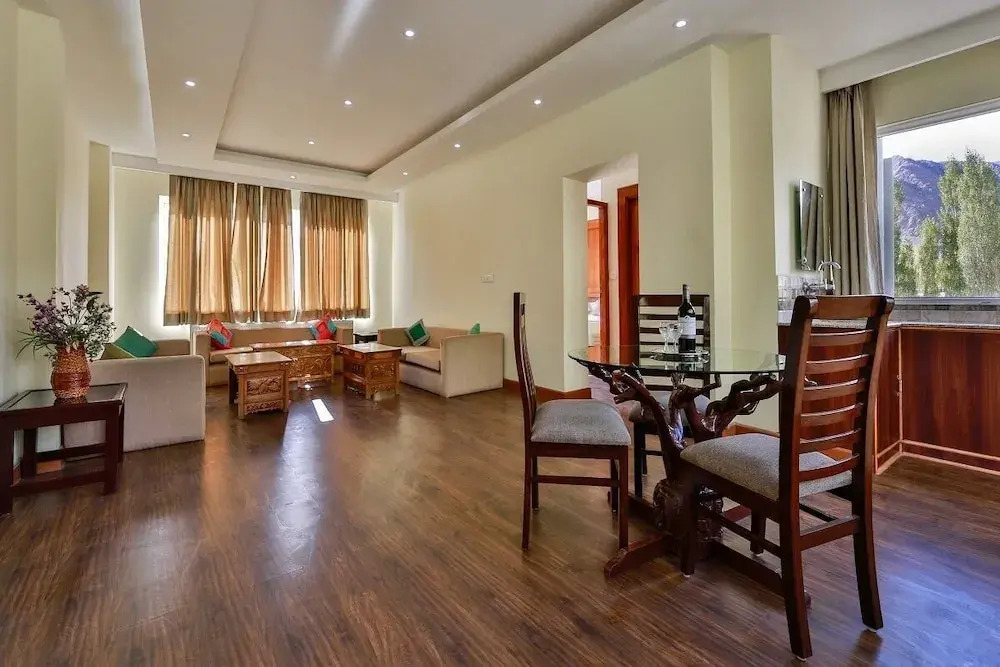Hotel Reenam