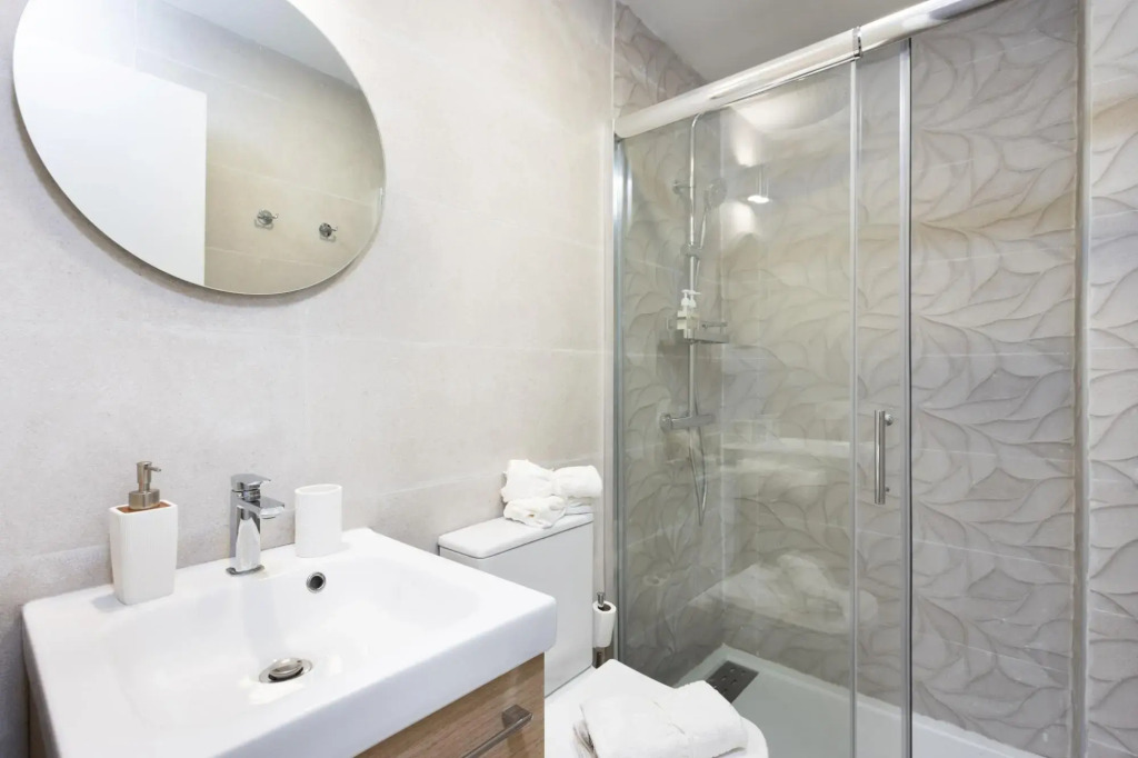 Home2Book Charming Center Apartment Santa Cruz