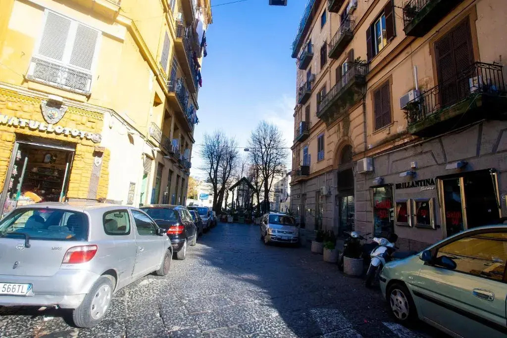Bottiglieri's Home