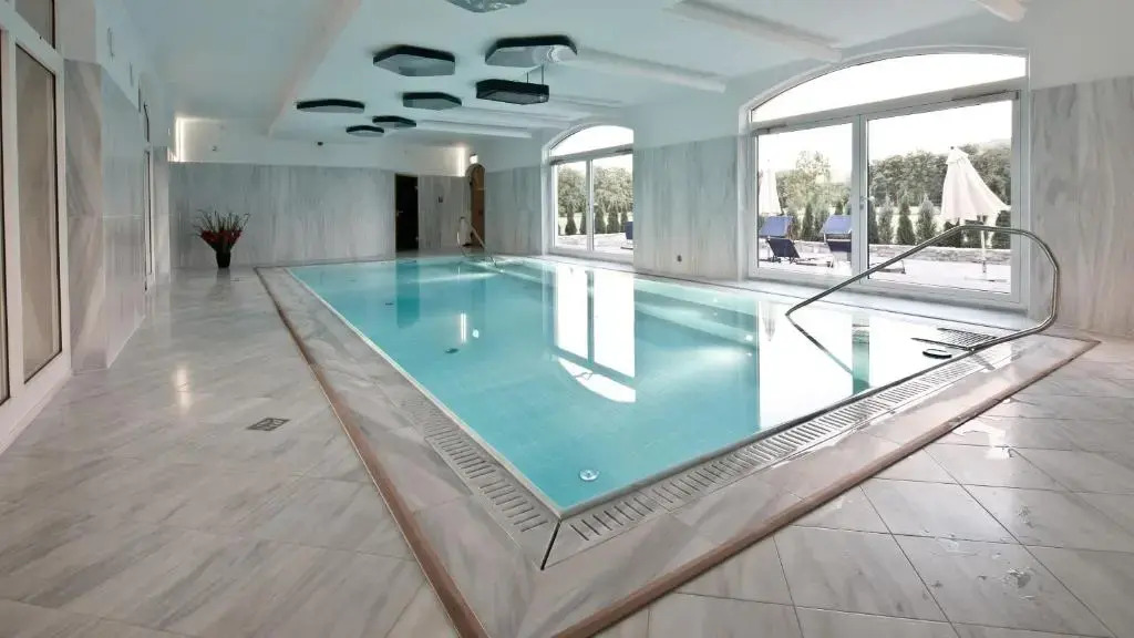 Pałac Pakoszów Schlosshotel Wernersdorf