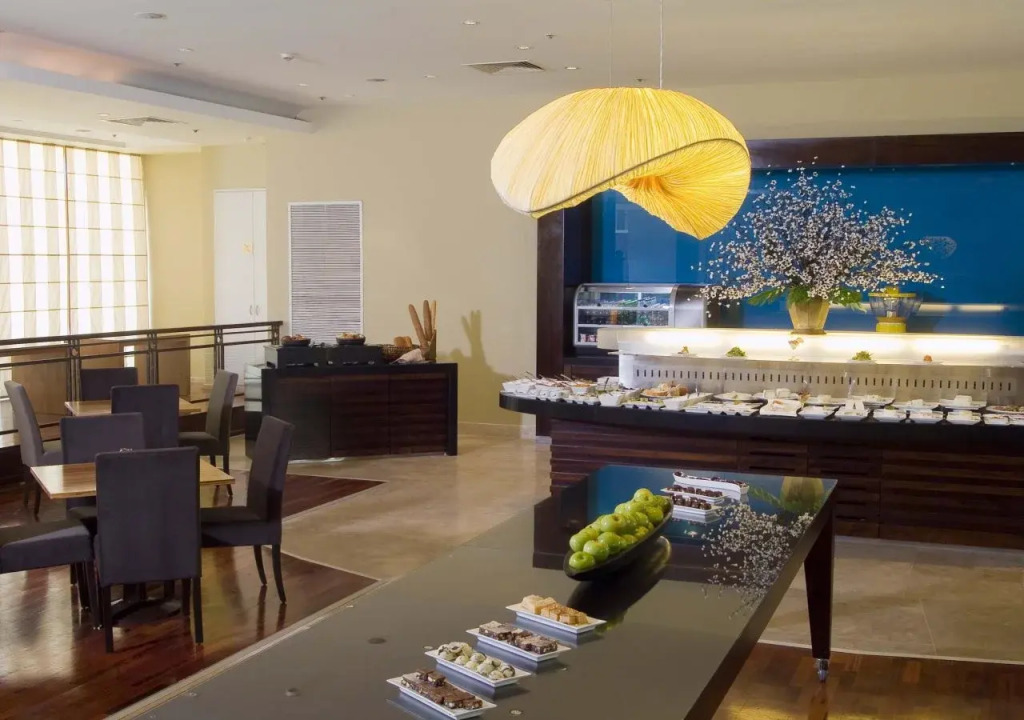 Le Meridien Eilat All-Suite Hotel