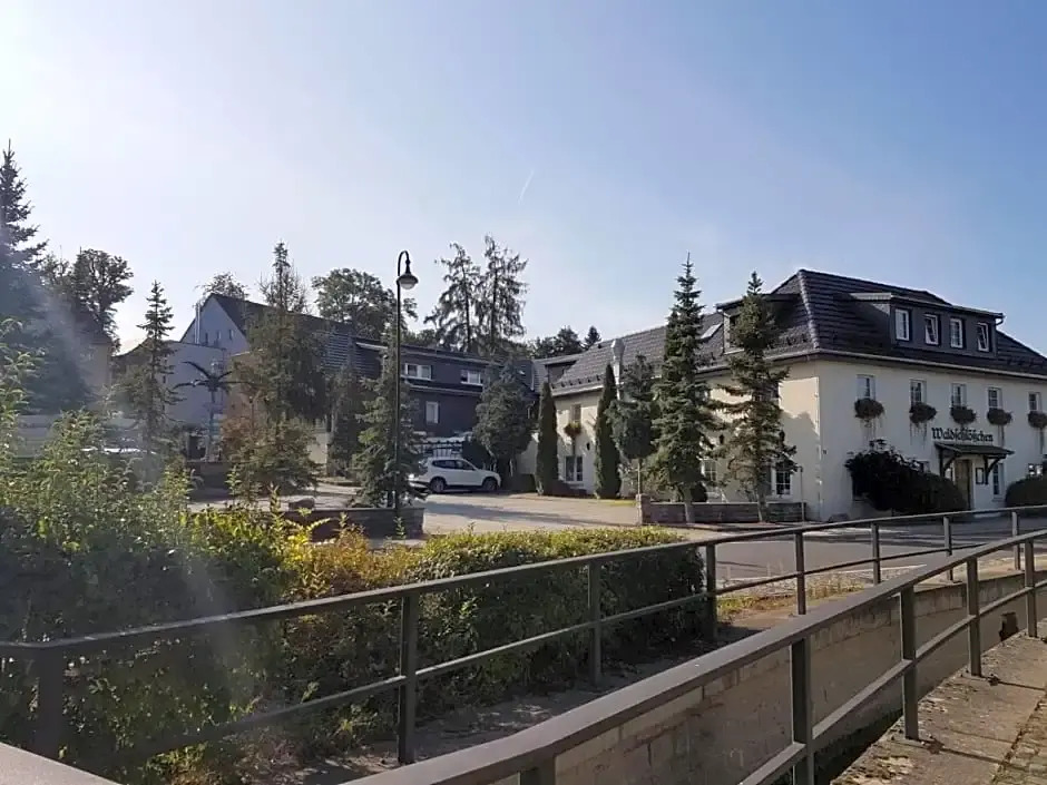 Landhotel Waldschlößchen mit Gaststube