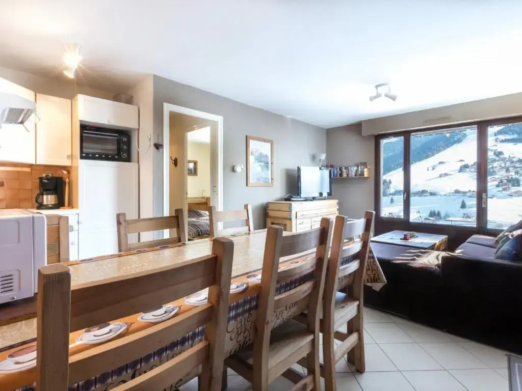 Appartement La Clusaz, 2 pièces, 4 personnes - FR-1-304-107