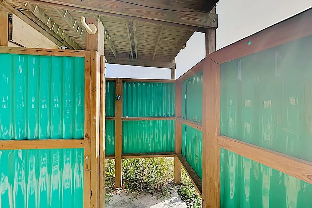 New Listing! Oceanfront W/ Big Views 2 Bedroom Home
