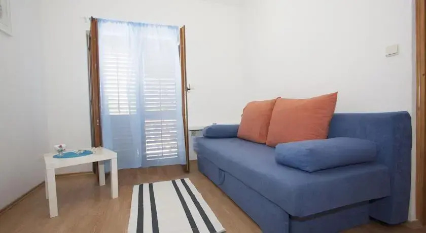 Apartments Nikolina