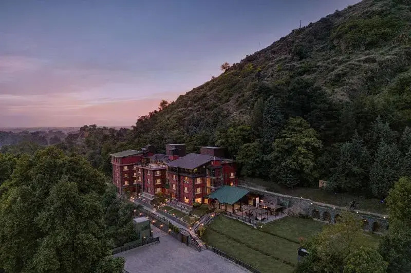 R K Sarovar Portico Hotel