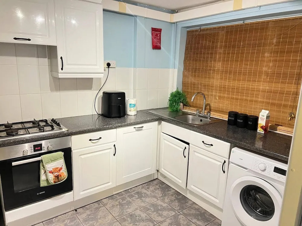 Stylish & Bright 3BR in Headington, Oxford Area