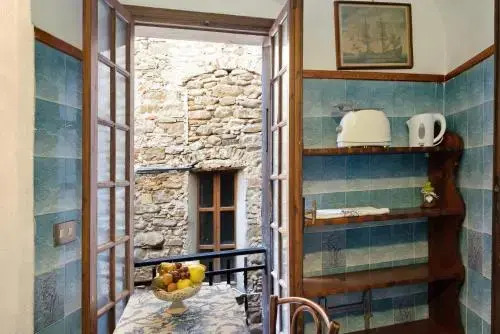 Le Petit Chateau