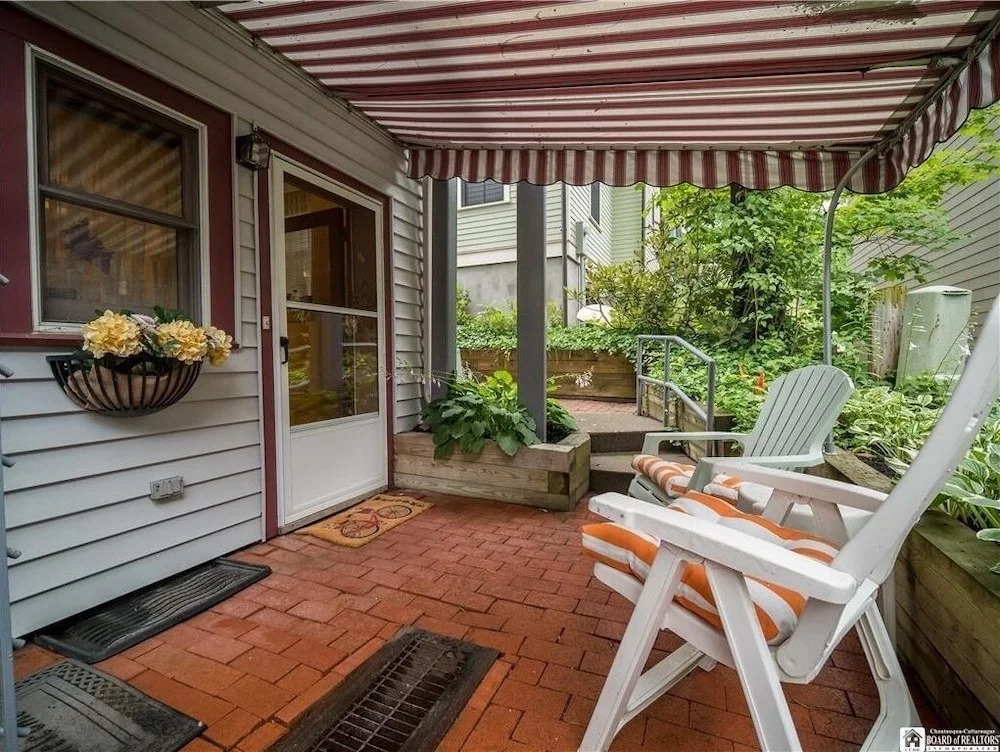 A Summer Place Unit A 2 Bedroom Home by Redawning
