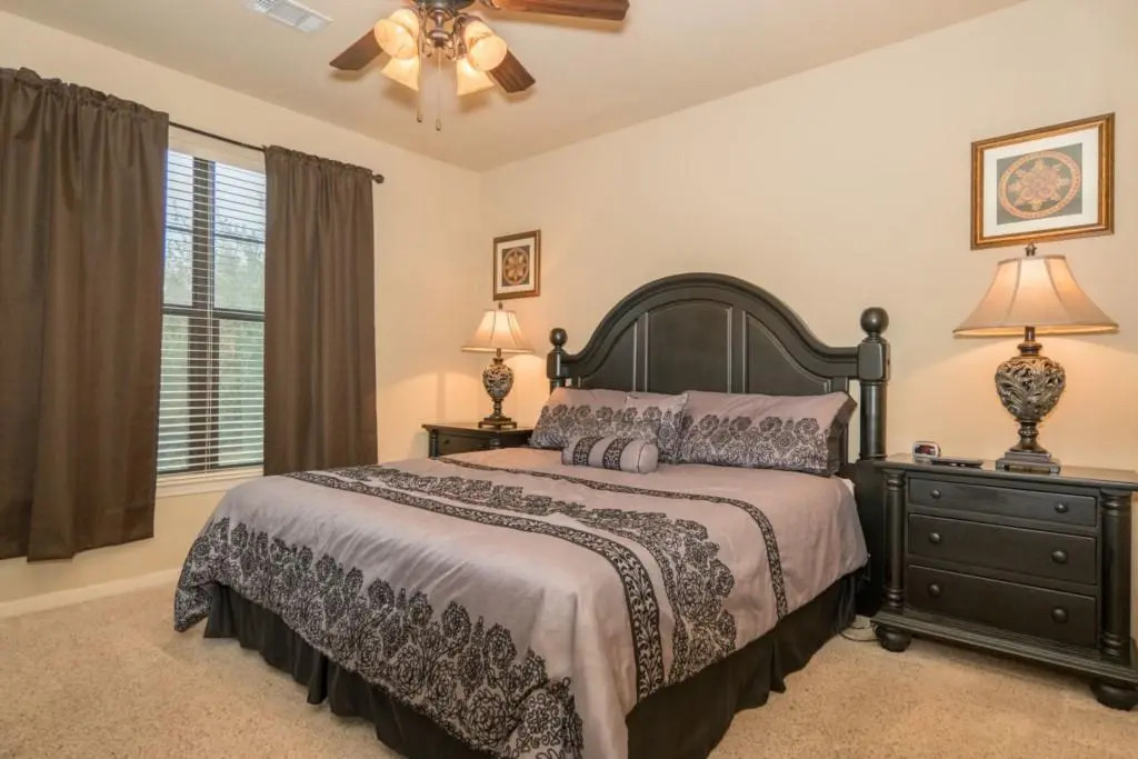 902 Charo Parkway Unit 621 3 Bedrooms, 3 Bathrooms