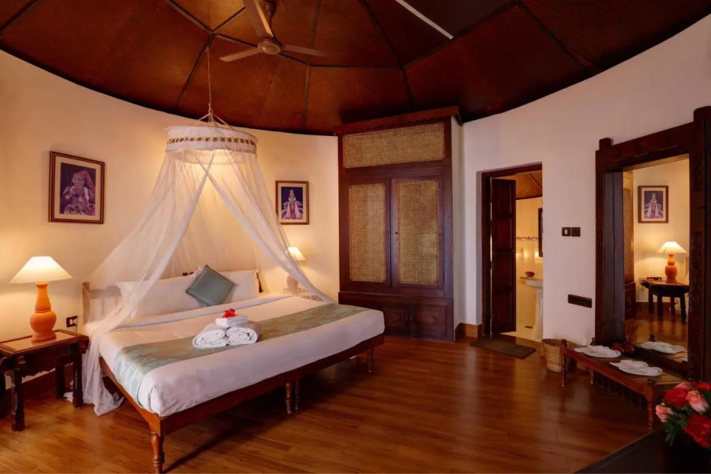 Soma Manaltheeram Ayurveda BeachVillage