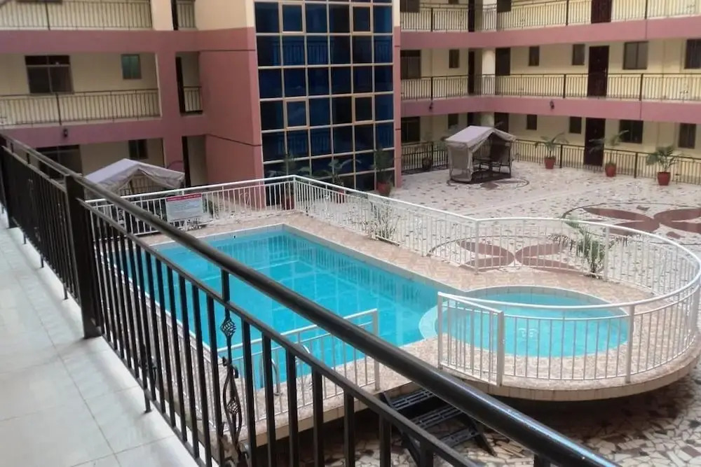 Lux Suites Sapphire Court Apartments