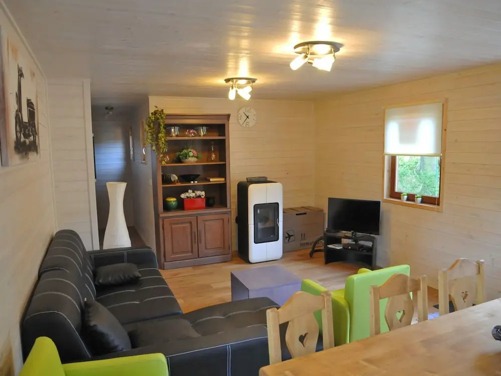 Contemporary Chalet in Durbuy with Garden