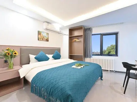 Lingshi Elegant Restaurant Hotel (Beijing Water Cube Olympic Sports Center Subway Station)