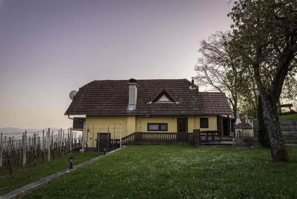 Holiday home in Novo Mesto - Dolenjska Bela krajina Unter- Weißkrain 42895