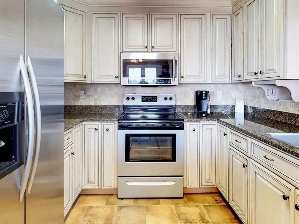 West Beach Bungalow by Meyer Vacation Rentals