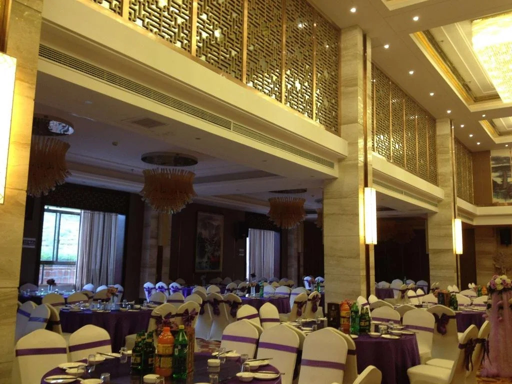 Cen Yang Hotel