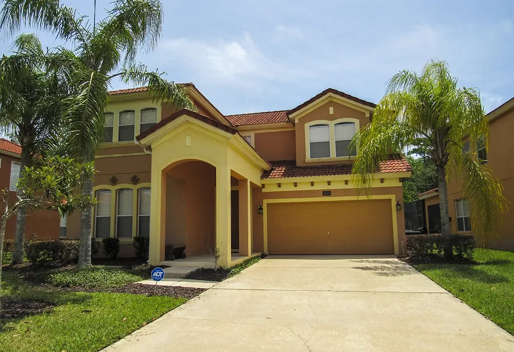 Exquisite Villa with Private Pool/Spa & Games Room, Kissimmee, US