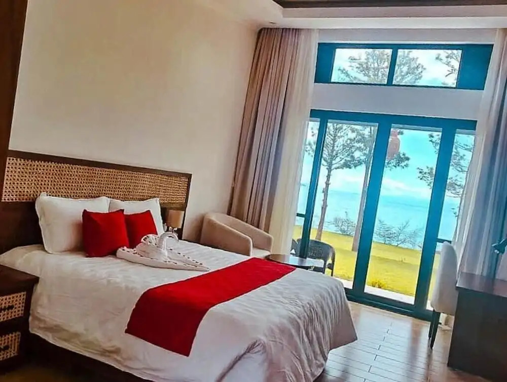 Eben Lake Kivu cottages and Villas