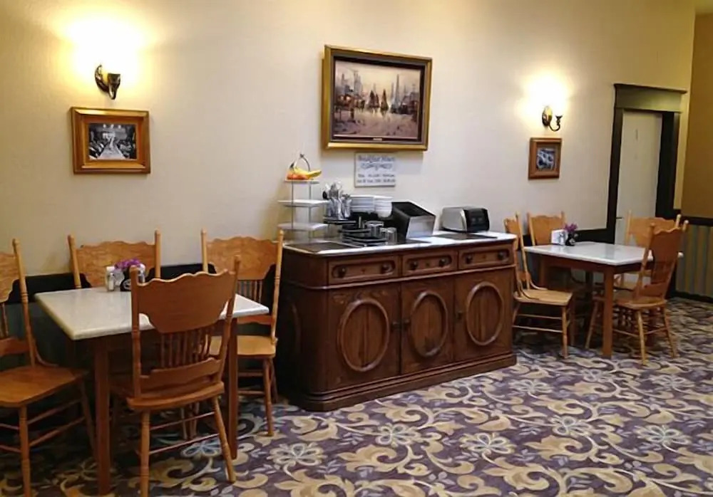 Heritage Inn