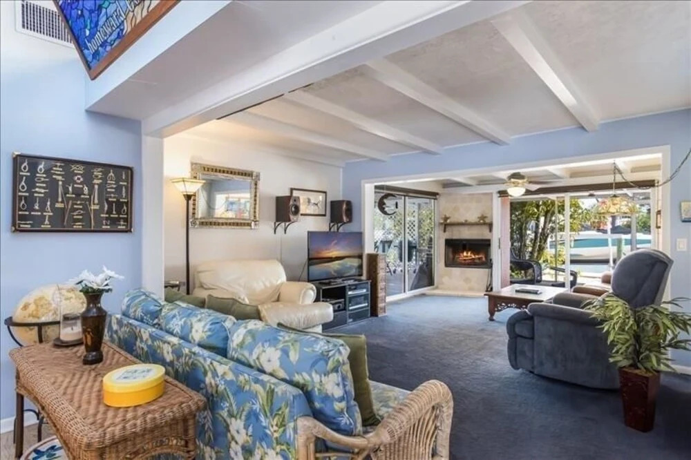 Island Priva-sea 3 Bedroom Home by Redawning