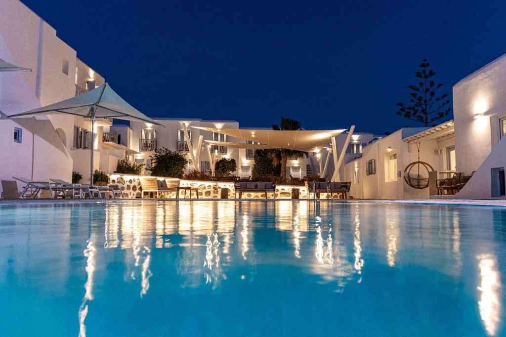 Aeolos Resort