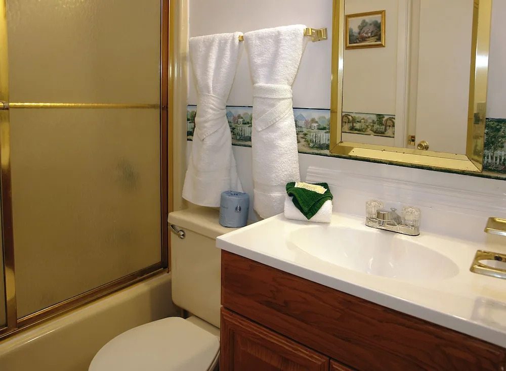 Sleeping Beauty 511 - Two Bedroom Cabin