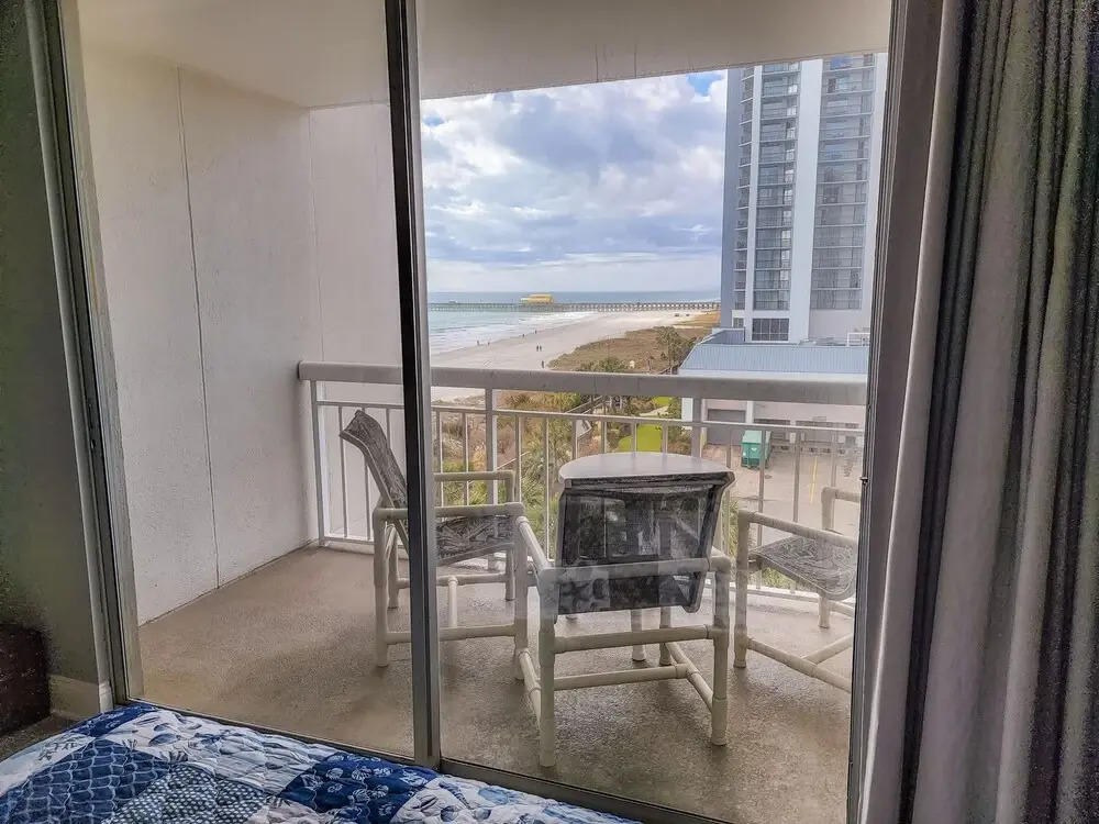 510 South Hampton 2 Bedroom Condo