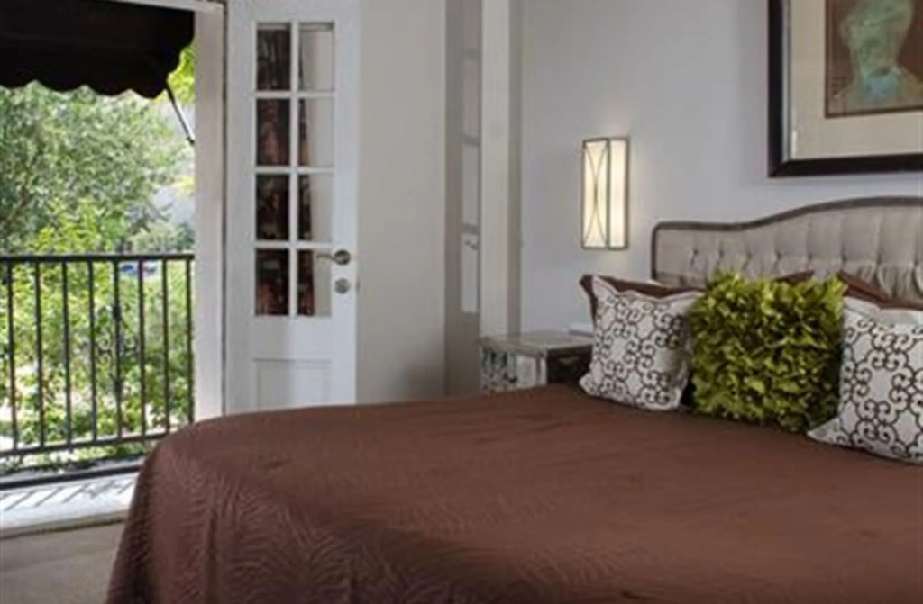 Old Capitol Inn