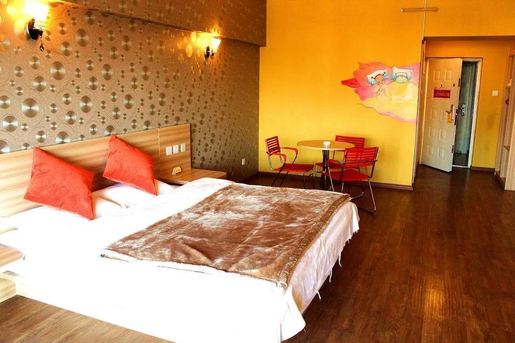 Dock Hotel