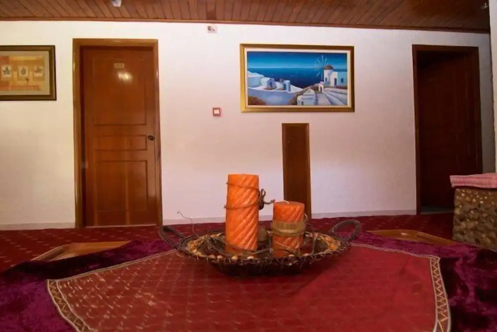 Ionikos Hotel