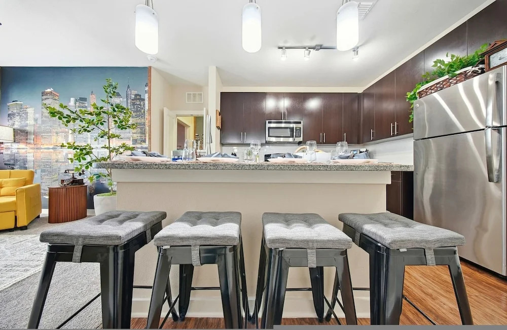 Stylish 2BR w Balcony Pool Pet-friendly 15