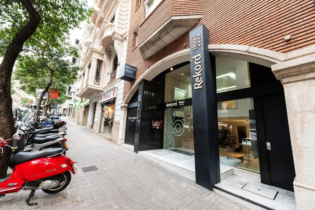 Atenea Rekord Suites Barcelona