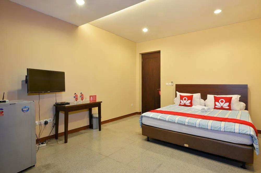 ZEN Rooms Terogong Near Pondok Indah