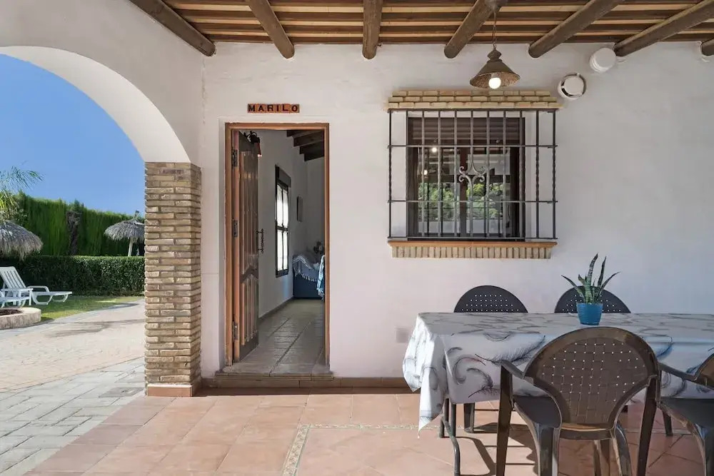 Apartamentos con Wifi y piscina